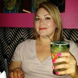 Meet your Posher, Araceli